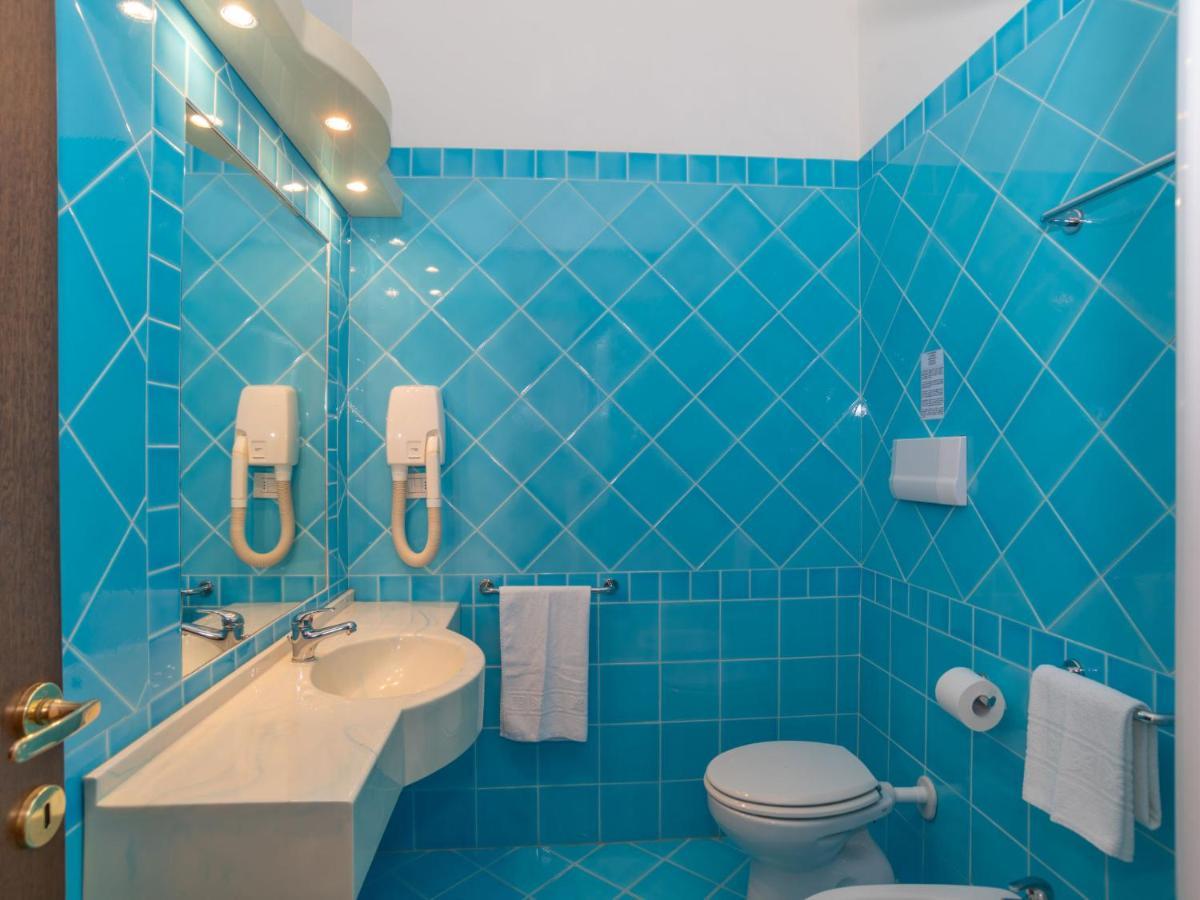 Holiday Home Erica 21 - Vista Village By Interhome Porto San Paolo  Ngoại thất bức ảnh
